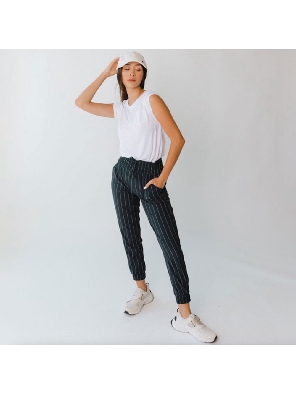 Albion Fit Navy Pinstripe Jet Setters Joggers small